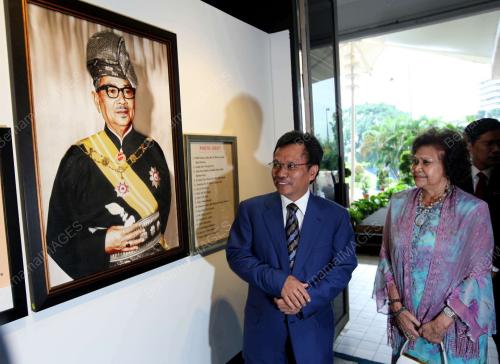 MOHD SHAFIE APDAL