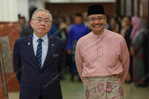 PEMBENTANGAN BAJET 2023