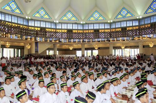 KL24_07112013_KHATAM_AL_QURAN
