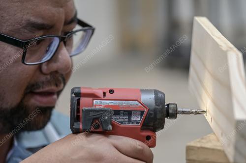 PROGRAM THE GOOD BUILDER