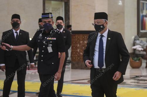 DATUK SERI ISMAIL SABRI YAAKOB
