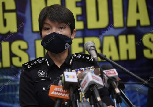 DATUK YONG LEI CHOO
