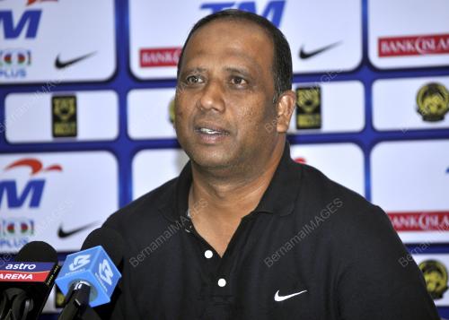 KL24_10062015_BOLA_1