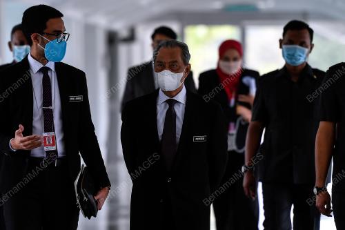TAN SRI MUHYIDDIN YASSIN