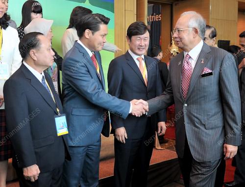 KL24_10092013_MENTERI_ASIAN