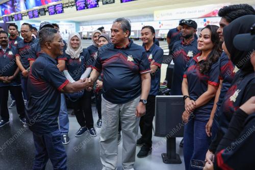 TAN SRI SHAMSUL AZRI ABU BAKAR