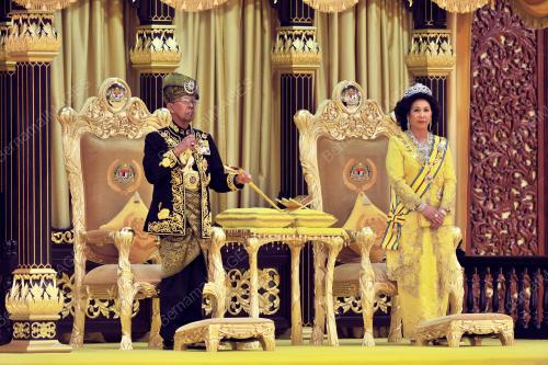 KL24_11042012_AGONG_TABAL