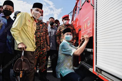 DATUK SERI MOHAMED AZMIN ALI