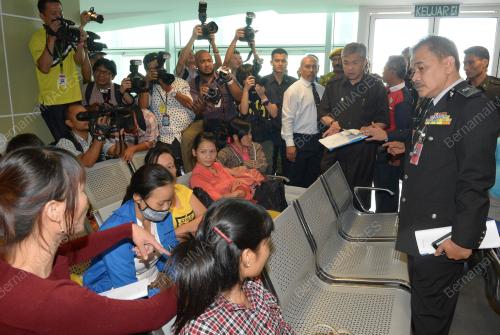 KL24_11062014_ZAHID_LAWAT_KLIA2