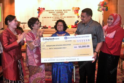 KL24_11112018_CHARITY_LUNCH