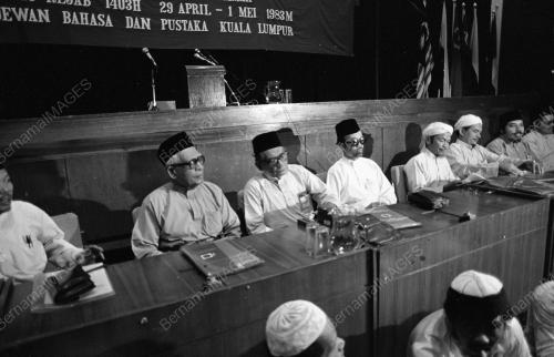 KL24_12012015_MUKTAMAR_PAS