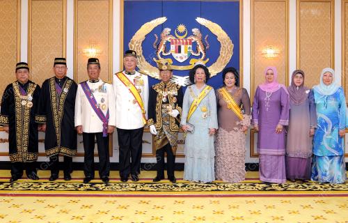 KL24_12032012_AGONG