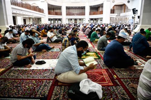 TINJAUAN PEMATUHAN SOP SEWAKTU SOLAT JUMAAT