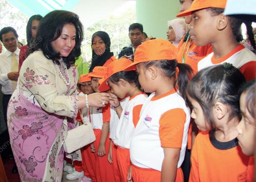 ROSMAH MANSOR