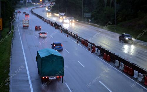 TINJAUAN WARGA KOTA PULANG KE KAMPUNG