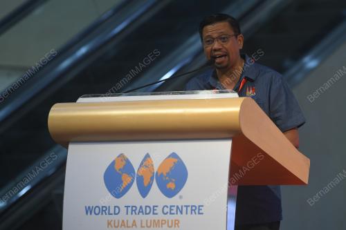 TAN SRI NOH OMAR