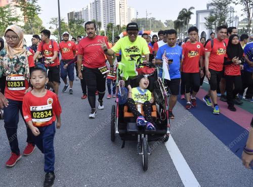 KL24_12102019_BULAN_SUKAN_BN201910113997