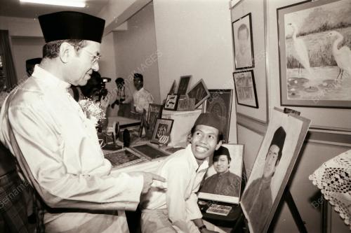 DATO' SERI DR. MAHATHIR BIN MOHAMAD