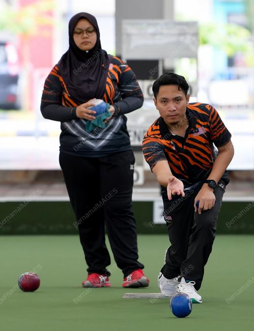 SESI LATIHAN SKUAD BOLING PADANG NEGARA