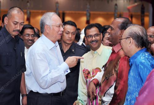 KL24_13112013_PM_DEEPAVALI