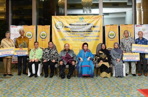 TUANKU SYED SIRAJUDDIN PUTRA JAMALULLAIL