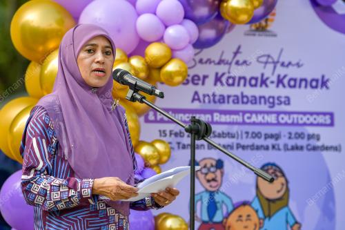 DR UMI AHMAD