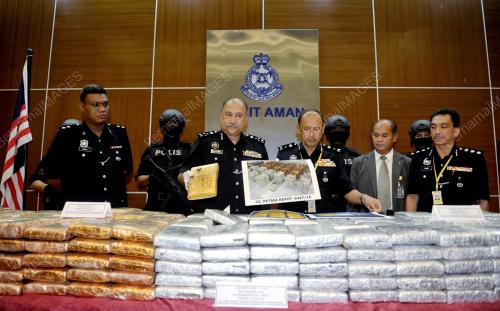 KL24_15032016_GANJA