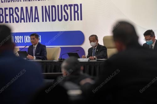 DATUK SERI MOHAMED AZMIN ALI