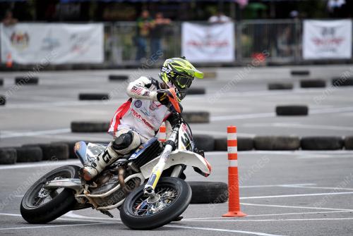KL24_16122017_SUPERMOTO_BN201712123943