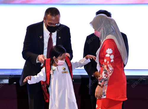 DATUK SERI HISHAMMUDDIN TUN HUSSEIN