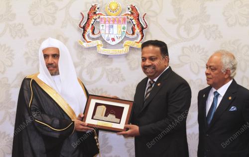 KL24_17042017_PARLIMEN