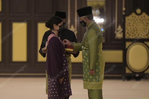 AL-SULTAN ABDULLAH RI'AYATUDDIN AL-MUSTAFA BILLAH SHAH 