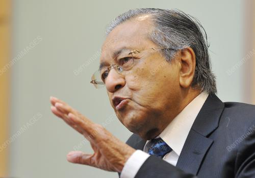 KL24_18042015_MAHATHIR