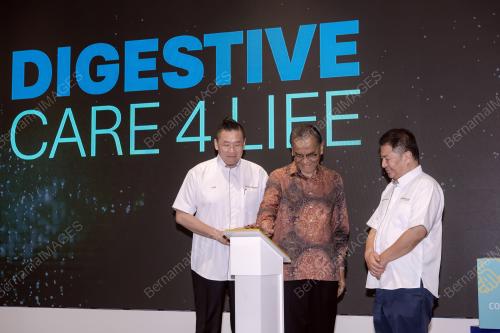 DATUK SERI DR DZULKEFLY AHMAD