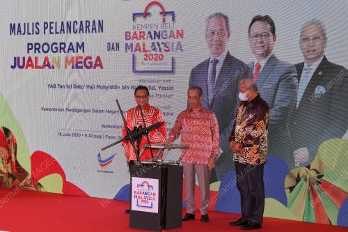 TAN SRI MUHYIDDIN YASSIN