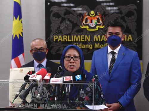 ISNARAISSAH MUNIRAH