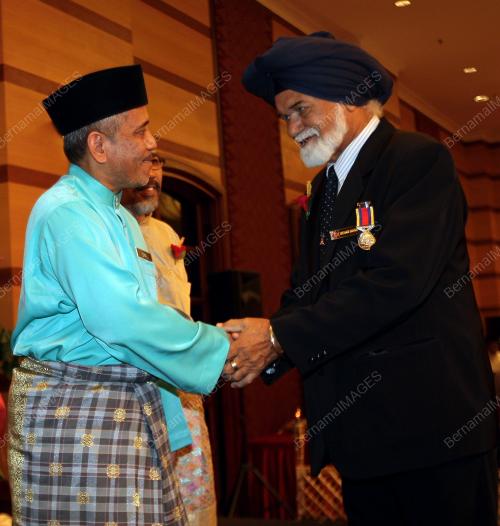 DR ISMAIL AHMAD