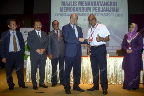 KL24_18082017_MOU