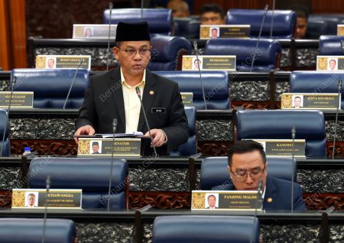 SENATOR DATUK DR MOHD NAIM MOKHTAR
