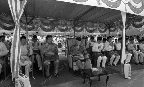 KL24_19012015_AGONG_MASJID