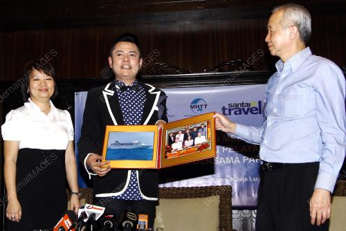 KL24_19022014_STAR_CRUISE