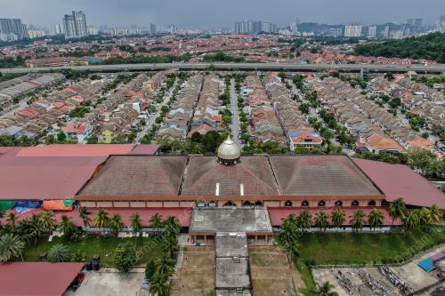 COVID-19 MASJID SRI PETALING