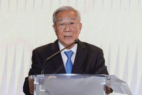 TAN SRI DR JAMES FOONG CHENG YUEN
