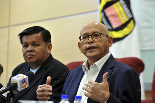 KL24_19072016_MUBARAK
