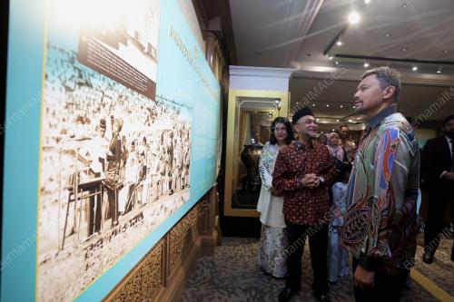 PUTERA MAHKOTA BRUNEI