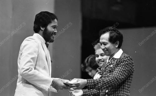 KL24_19102015_PESTA_LAGU