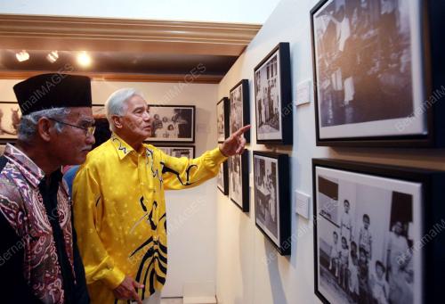 SULTAN AZLAN SHAH