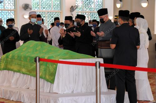 SULTAN PERAK SULTAN NAZRIN SHAH