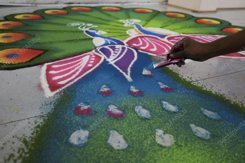 KL24_21102019_KOLAM