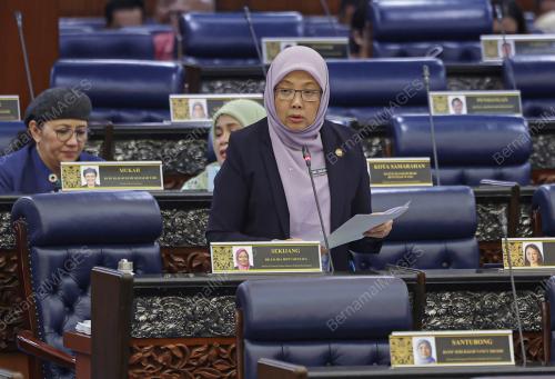 DR ZALIHA MUSTAFA